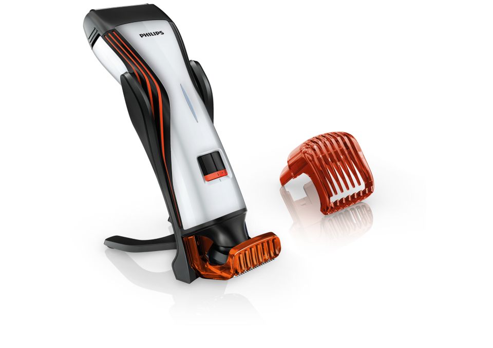 Beardtrimmer series 8000 Waterproof shaver & styler QS6141/34