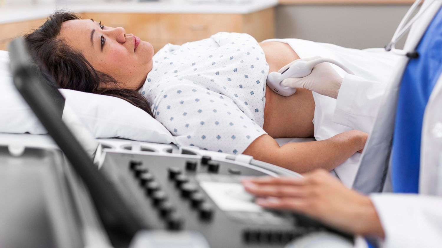 EPIQ Shearwave liver scan with female patient and doctor