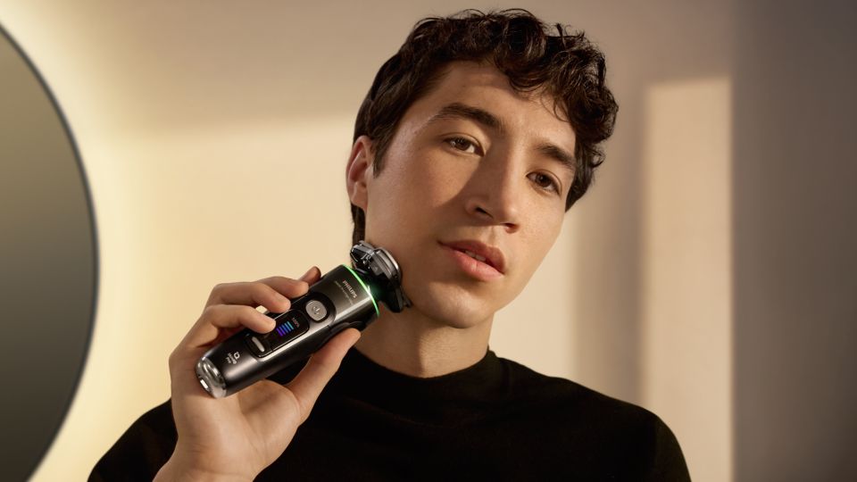 i9000 Prestige Ultra ウェット＆ドライ電動シェーバー XP9405