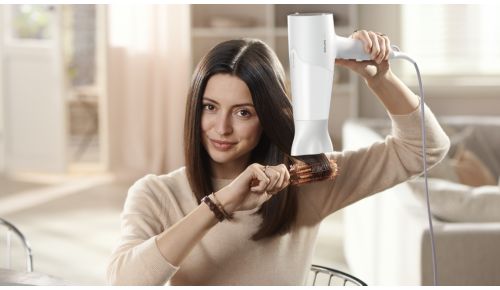 Beccuccio sottile per ritocchi e styling accurato