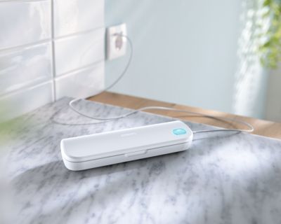 Goodbye manual toothbrush. Hello Sonic technology.