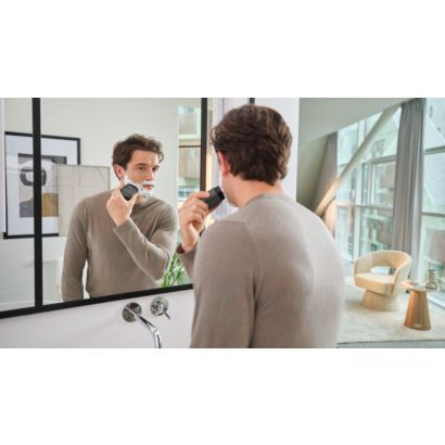 Powerful, skin-close shave