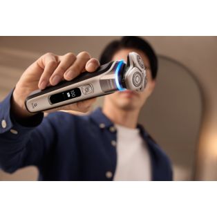 i9000 Prestige Wet & Dry Electric Shaver with SkinIQ
