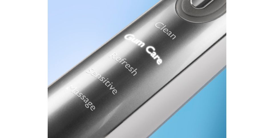 FlexCare+ Sonic electric toothbrush HX6972/10 | Sonicare