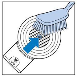 Tisztítsa meg a SENSEO® kávépárna-tartó közepét