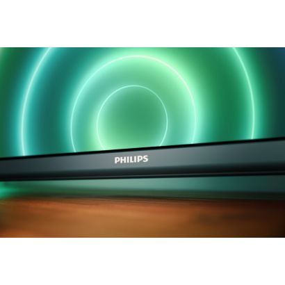 תמונה מלאת חיים. תנועה חלקה. אור קסום