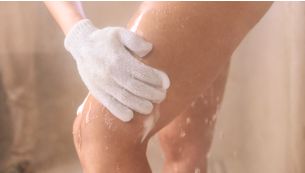 Vorbereiten und schützen – Peeling zum Entfernen abgestorbener Hautzellen.