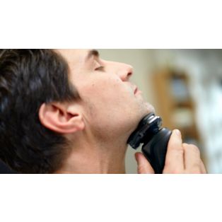 Shaver series 5000 Wet and Dry electric shaver