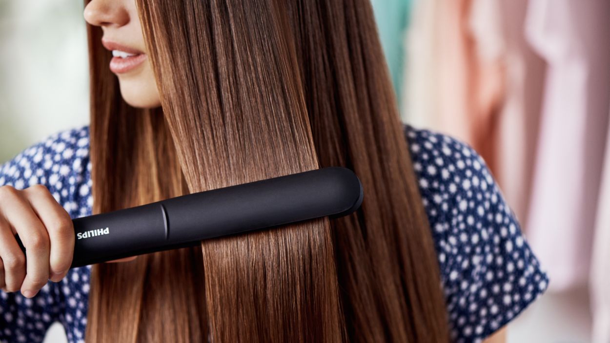 StraightCare Essential ThermoProtect straightener BHS378/03 | Philips