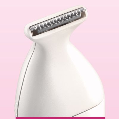 The precision trimmer gives you a flawless bikini line