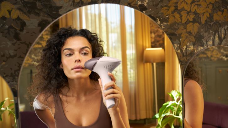 Philips Lumea IPL 9900 Series