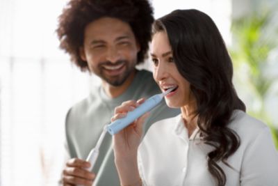 Goodbye manual toothbrush. Hello Sonic technology.