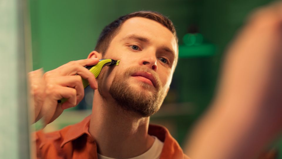 Philips OneBlade QP2834/70 メンズ剃刀 ④ PHILIPS OneBlade Face & Body Shaver with Dual Protection System