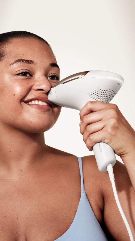 BRI984 - Lumea IPL 9000 Series IPL Hair removal device with SenseIQ