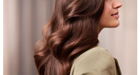 ترطيب أيوني لمنع التجعّد والاستمتاع بلمعان متميز