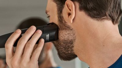 Podiže i usmjerava dlačice za jednostavno i ravnomjerno podrezivanje