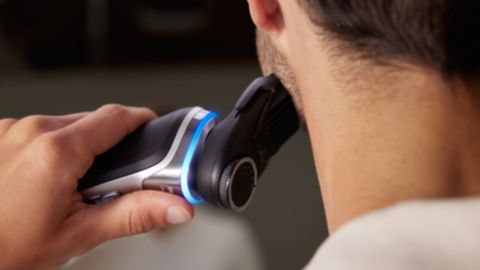 How to clean your S9000 shaver