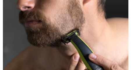 ▷ Chollo Recortador de barba Philips OneBlade QP2724/30 por sólo