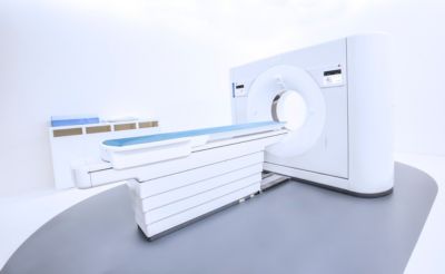 Philips iqon elite spectral CT scanner in clinical imaging suite