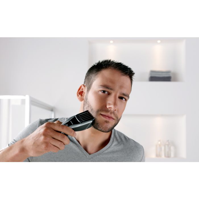 Hairclipper series 5000 Hair clipper with titanium blades 4 combs HC5450 83 Philips