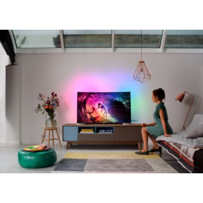 Izliekts 4K UHD LED televizors, ko darbina Android