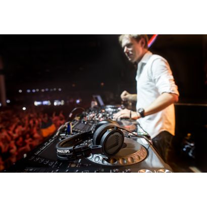 Profesjonalne słuchawki dla DJ-ów