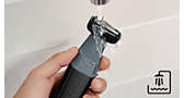 防水加工なのでシャワー中にも使用でき、クリーニングも簡単