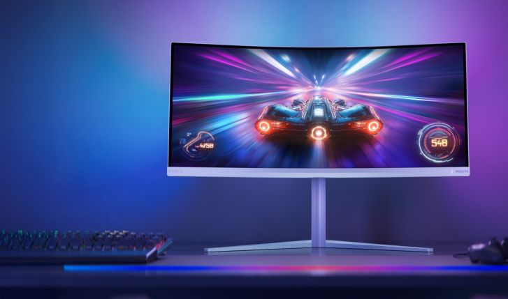 Evnia Curved Fast VA Gaming monitor