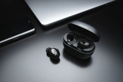 Wireless freedom, powerful sound.