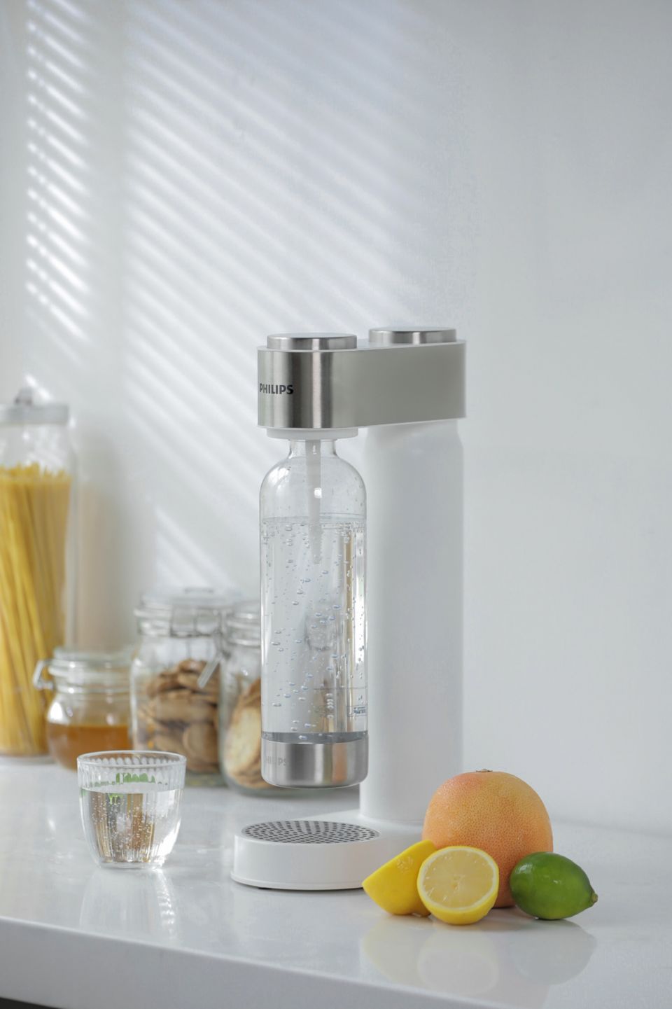 Philips Water ADD4902BK/10 GoZero Sparkling Water Maker, Plastic, 1 Liter,  Black : : Home & Kitchen