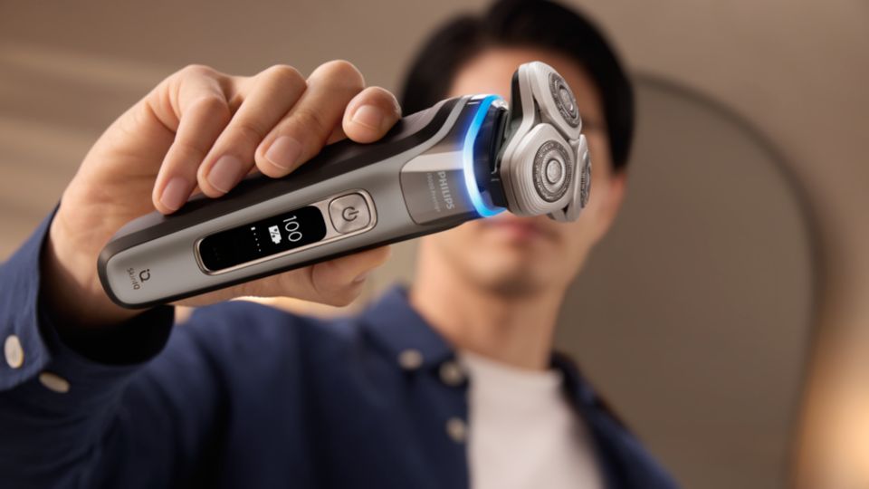 i9000 Prestige ウェット＆ドライ電動シェーバー XP9202/05