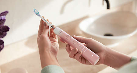 DiamondClean 9000 ダイヤモンドクリーン 9000 HX9911/81 | Sonicare DiamondClean 9000 ダイヤモンドクリーン 9000 HX9911/81 | Sonicare