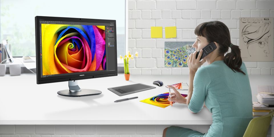 Brilliance PerfectKolor テクノロジー搭載液晶モニター 272P4APJKEB