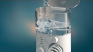 Easy-fill 600ml water tank for an uninterrupted cleaning