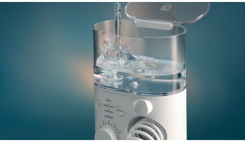 Łatwy w napełnianiu zbiornik wody o pojemności 600 ml dla nieprzerwanego czyszczenia