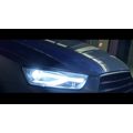 Lumina albă clară și strălucitoare învinge întunericul