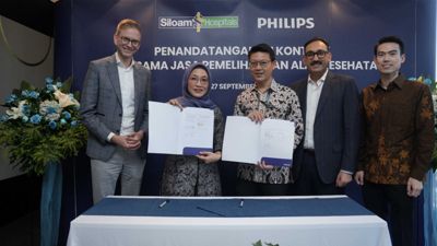 Perwakilan Siloam Hospitals Group dan Philips Indonesia menandatangani perjanjian layanan tahun jamak