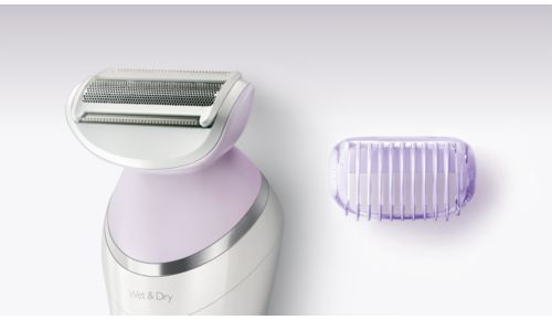 Shaving head and trimming comb for a close shave