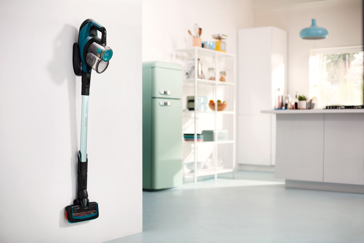 SpeedPro Aqua Cordless vacuum | Philips cleaner Stick FC6728/01