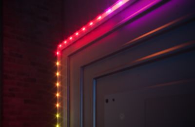 Є телевізор. А є телевізор з Ambilight