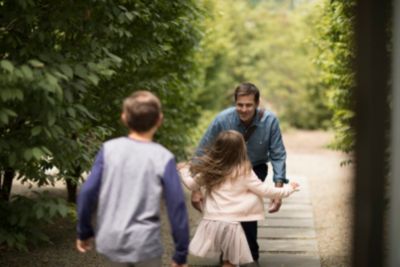 Sleep apnea therapy patient enjoying family time