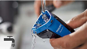La afeitadora totalmente resistente al agua se puede lavar bajo el grifo