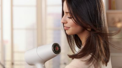 Fast drying, for professional results with 2100 W