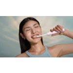 Advanced care for sensitive teeth and gums