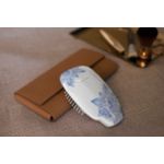 Easy brush, instant shine