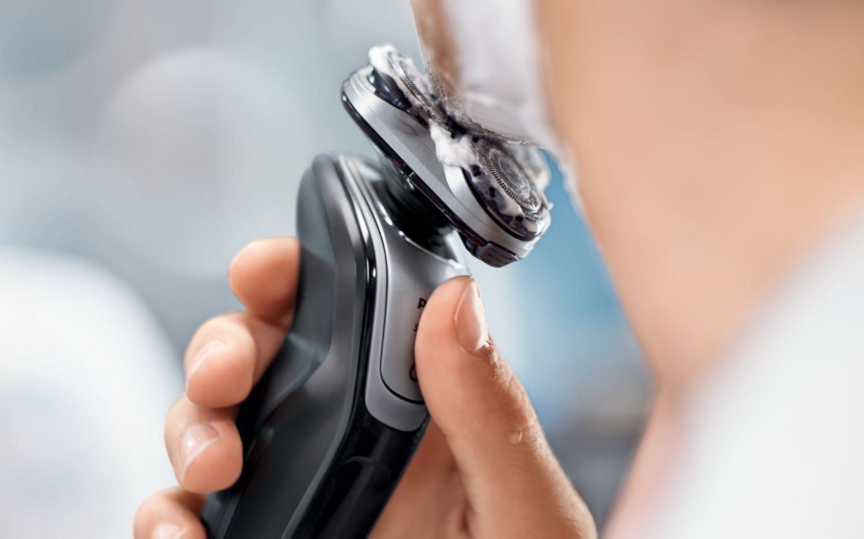 Shaver series 5000 ウェット＆ドライ電気シェーバー S5072/06 | Philips