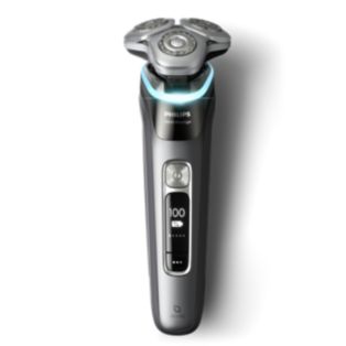 i9000 Prestige Wet & Dry -sähköparranajokone, jossa SkinIQ