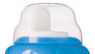 Snap-top lid keeps spout clean