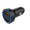 带双 USB 端口的车载充电器