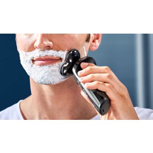 Shaver S9000 Prestige Wet and dry electric shaver, Series 9000